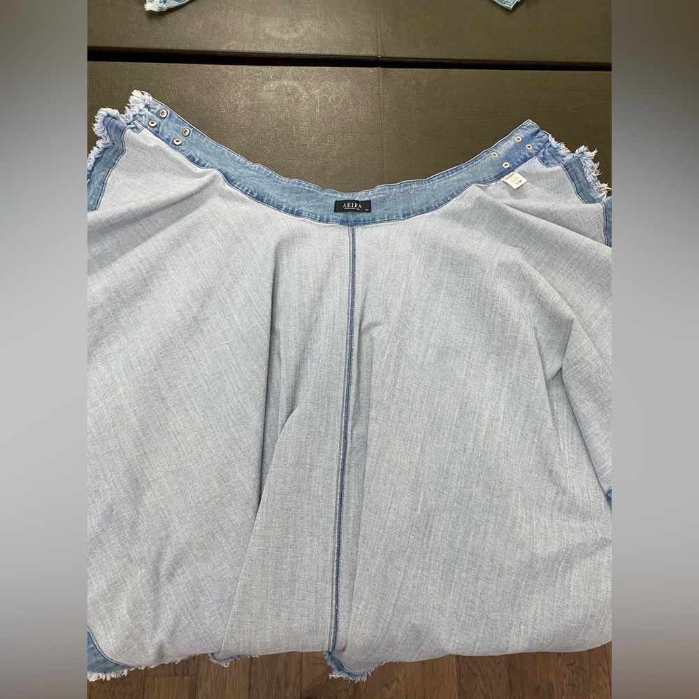 AKIRA Kelsey Overlay Wrap Denim Skirt Belt Size Small - Picture 8 of 13
